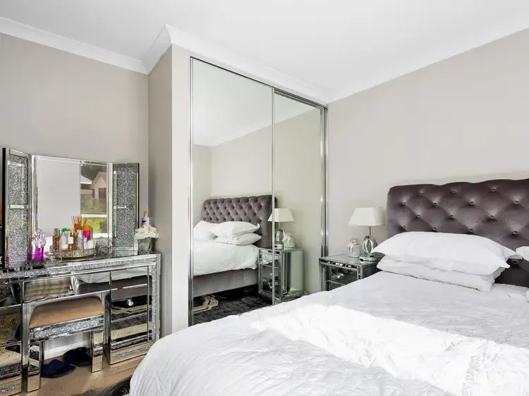 Fifth view of Homely unit listing, 1/336 Belgravia Street, Cloverdale WA 6105