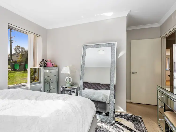 Sixth view of Homely unit listing, 1/336 Belgravia Street, Cloverdale WA 6105