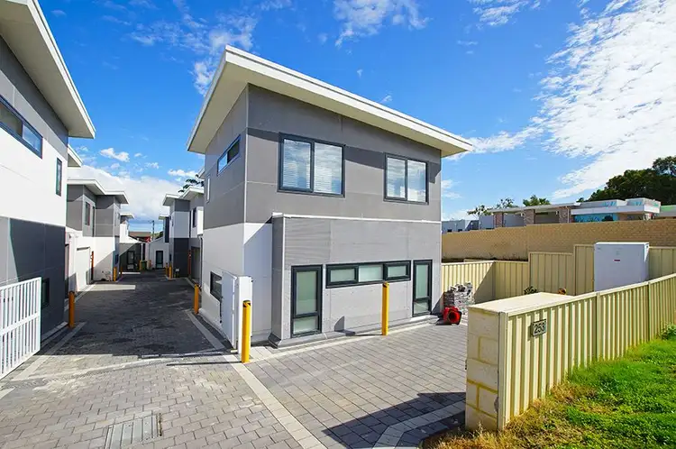 6/253 Rockingam Road, Spearwood WA 6163