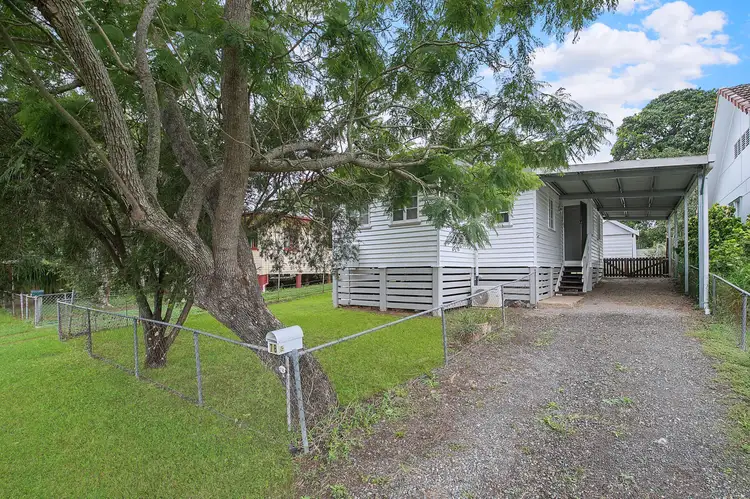 78 Mclennan Street, Woody Point QLD 4019