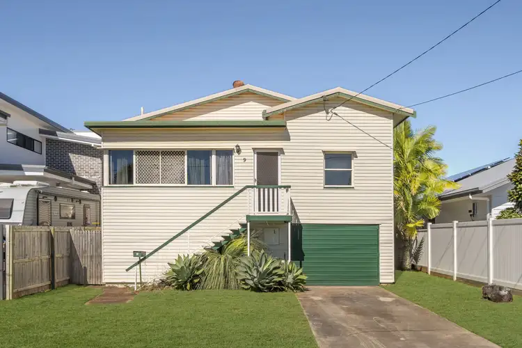 9 Wyllie Street, Redcliffe QLD 4020