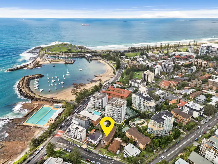 Second view of Homely unit listing, 4/3 Georges Place, Wollongong NSW 2500