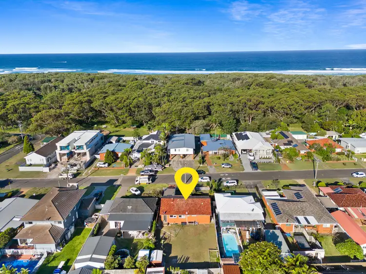 28 Ocean Street, Windang NSW 2528