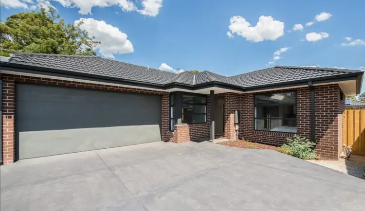 2/23 Gibbs Road, Ferntree Gully VIC 3156