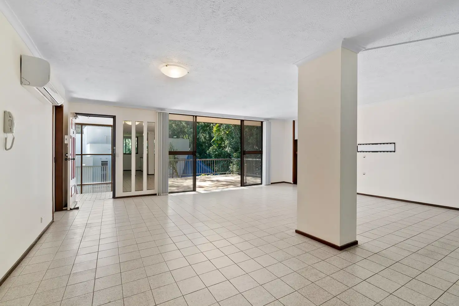 Main view of Homely unit listing, 10/9 Weeumba Street, Currumbin QLD 4223