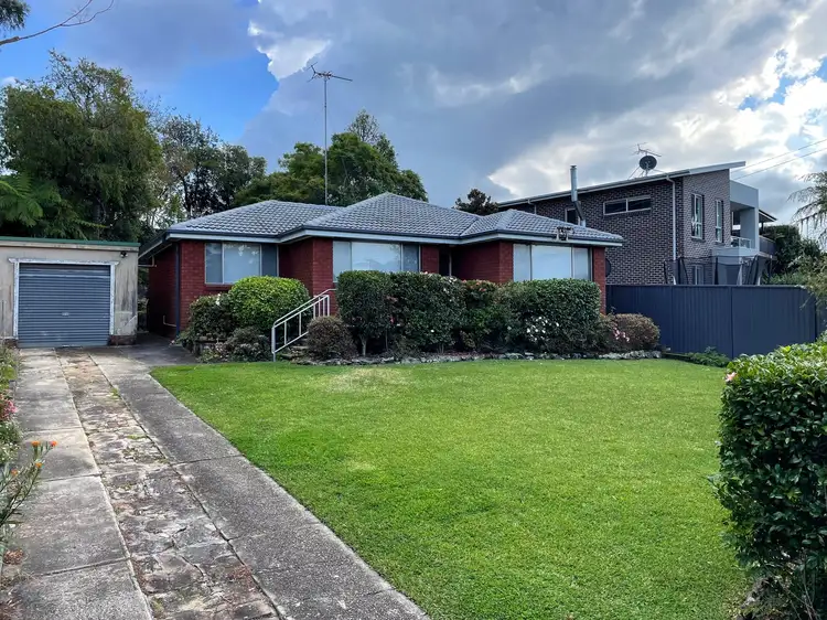 Main view of Homely house listing, 8 The Crescent, Helensburgh NSW 2508