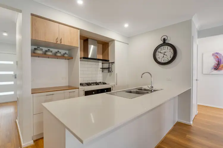Sixth view of Homely house listing, 11 Emu Drive, Beveridge VIC 3753