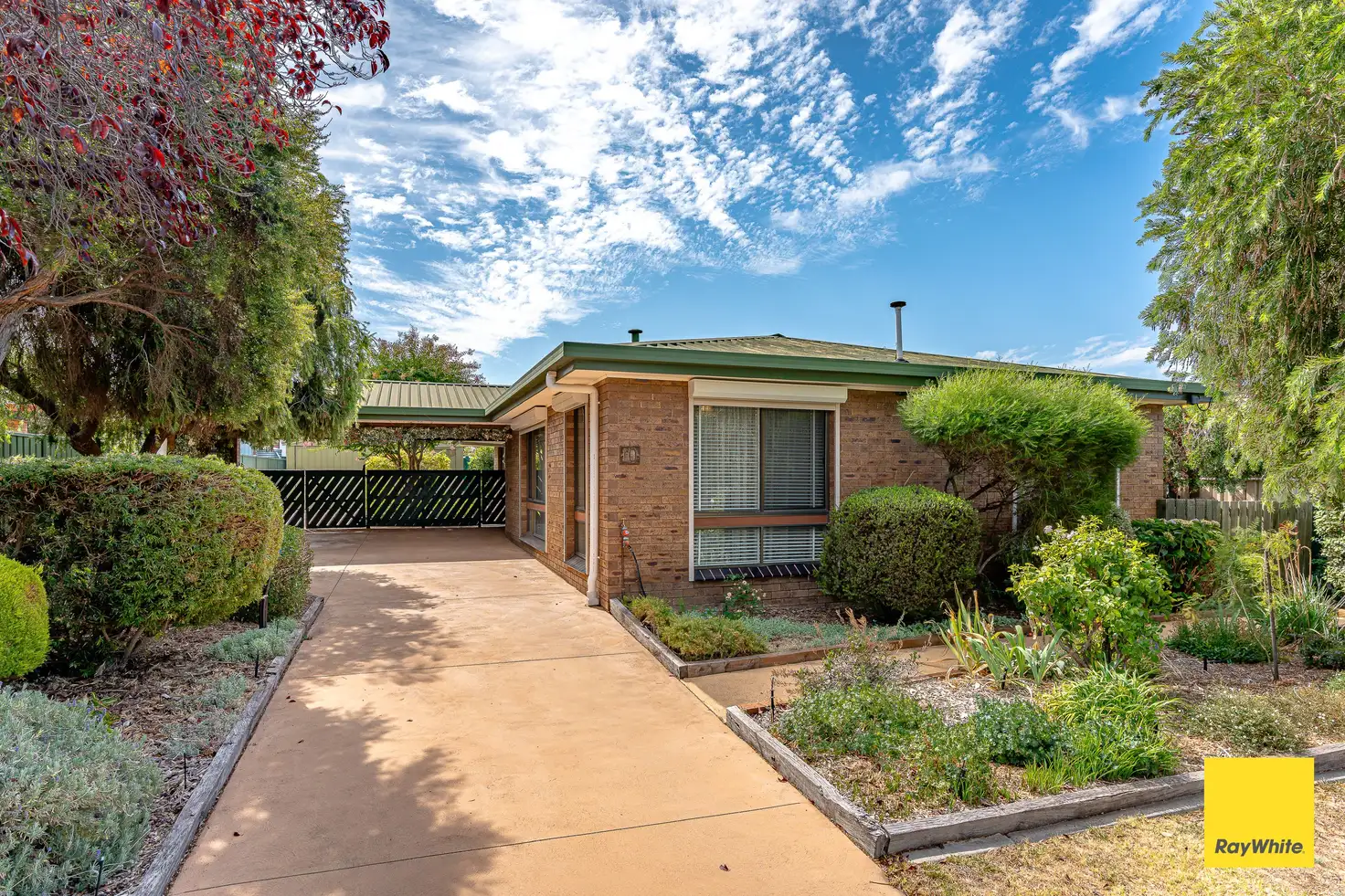 Main view of Homely house listing, 10 Mockridge Drive, Kangaroo Flat VIC 3555