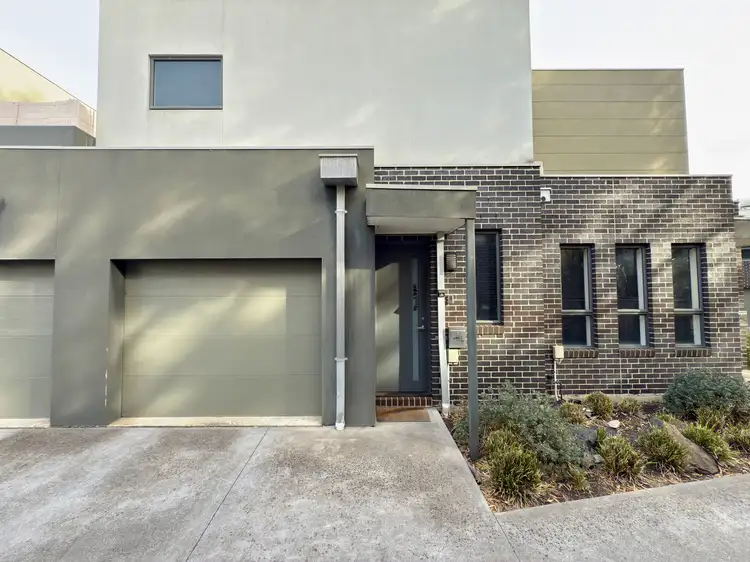 4/1 Vangelica Way, South Morang VIC 3752