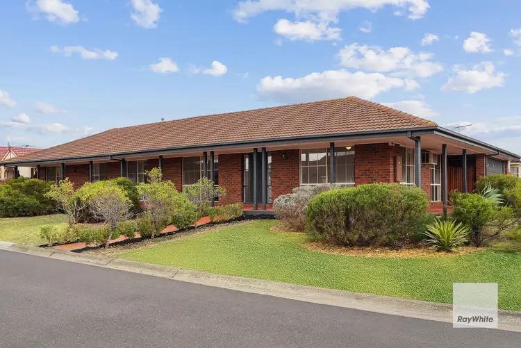 41 Stagecoach Crescent, Sydenham VIC 3037