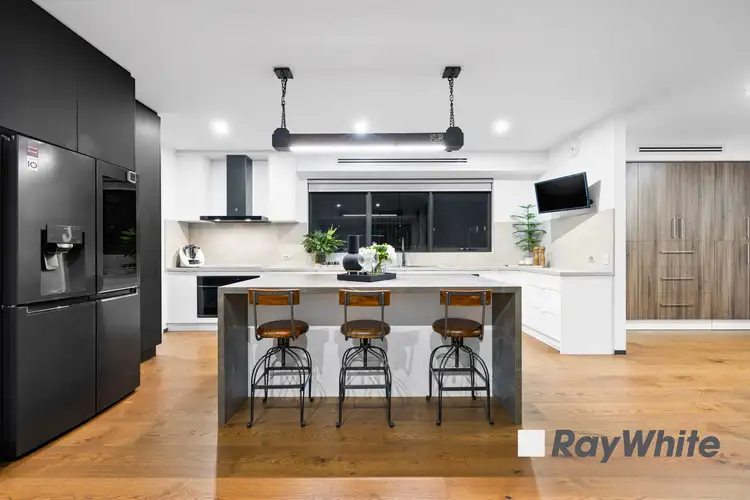 Fourth view of Homely house listing, 4 McKillop Place, Endeavour Hills VIC 3802