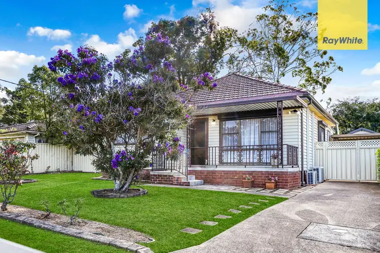 11 Lowana Avenue, Merrylands NSW 2160