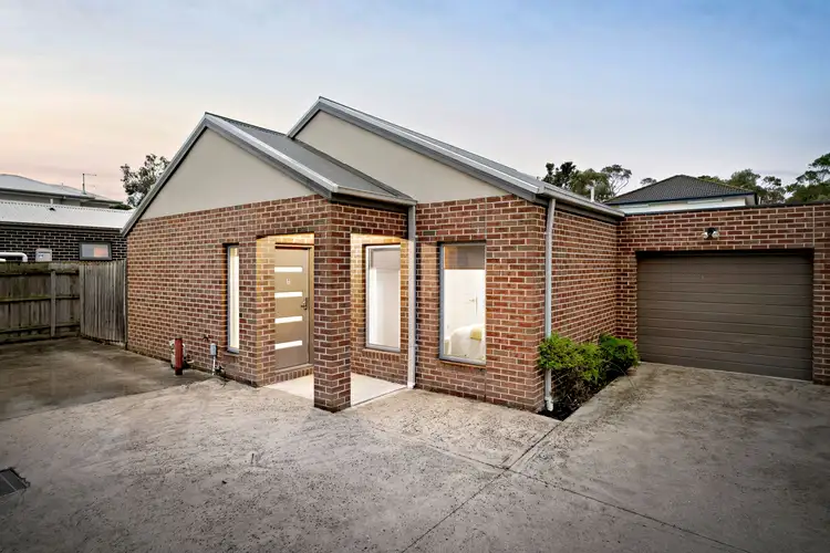 2-4 Mckerchar Street