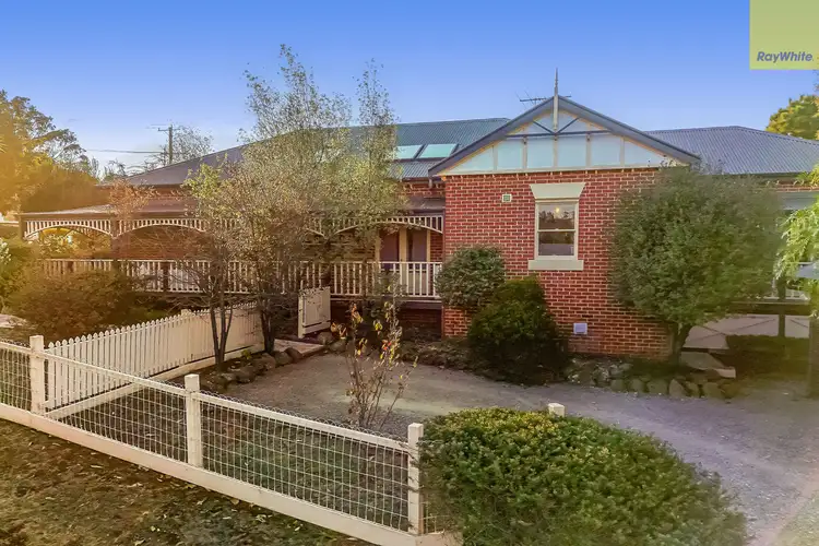 8 Margaret Drive, Bacchus Marsh VIC 3340