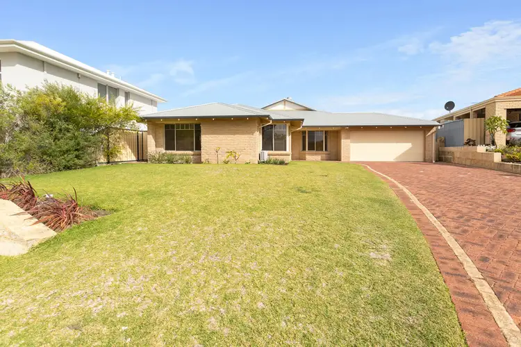 15 Seaside Gardens, Mullaloo WA 6027