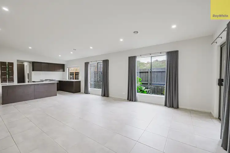 Fifth view of Homely house listing, 21 Kyeamba Circuit, Bacchus Marsh VIC 3340