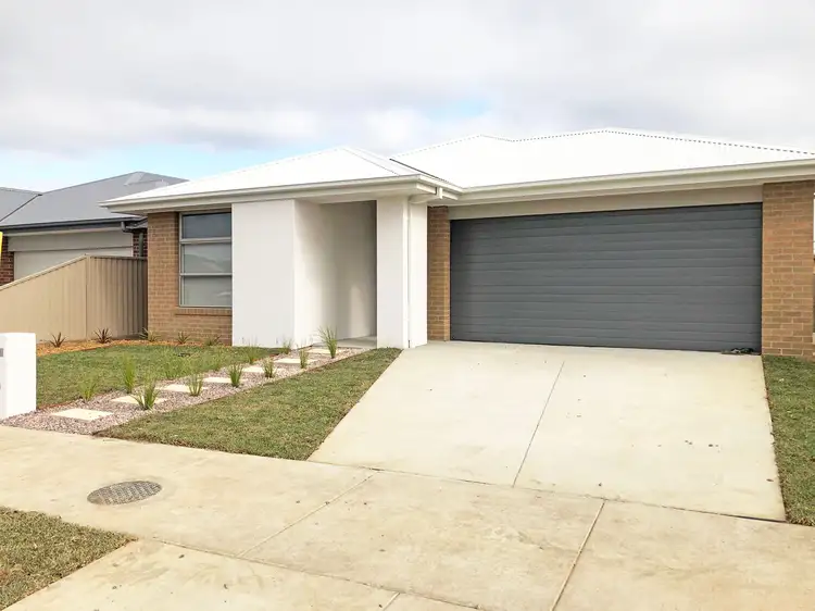 36 Neway Avenue