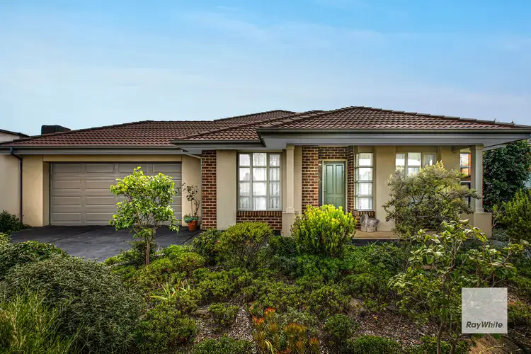 3 Yass Court, Manor Lakes VIC 3024
