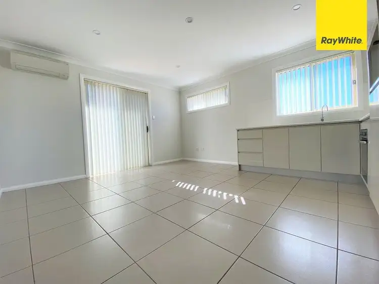 51a Copperfield Drive, Ambarvale NSW 2560