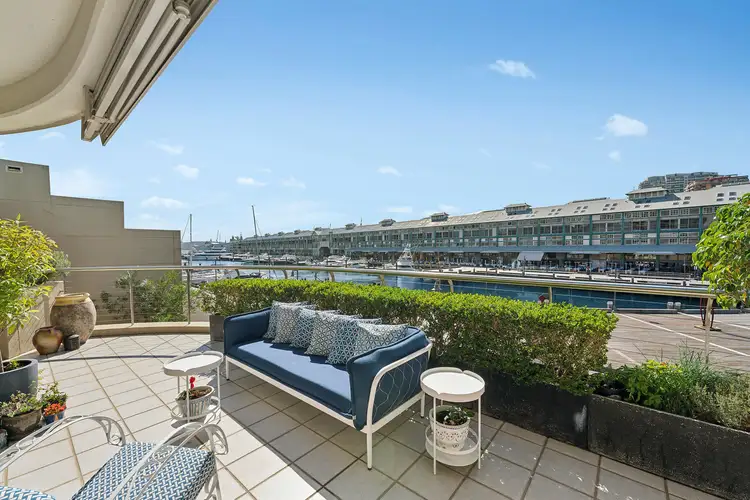 18/10 Lincoln Crescent, Woolloomooloo NSW 2011
