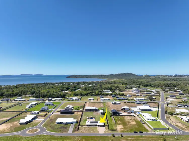 8 Kingsway Boulevard, Kinka Beach QLD 4703