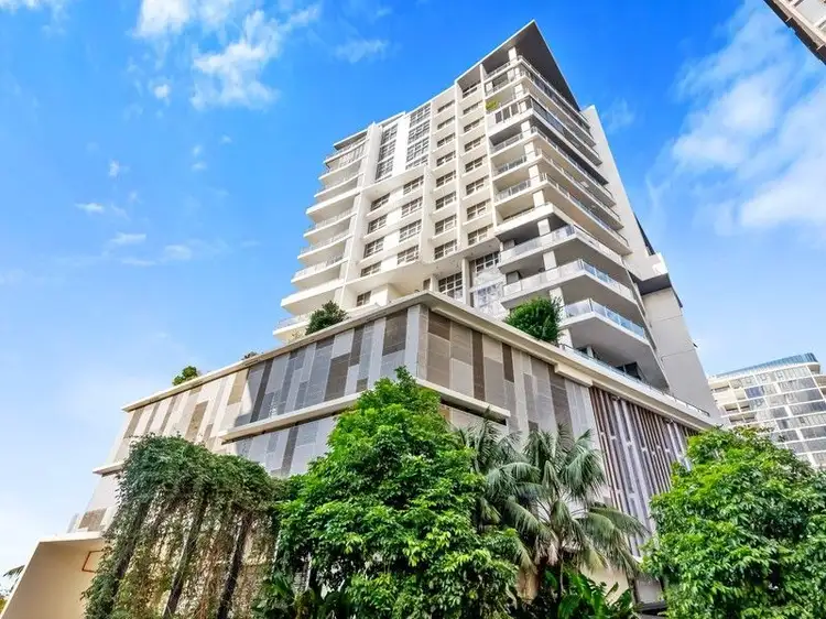 4093/37C Harbour Road, Hamilton QLD 4007