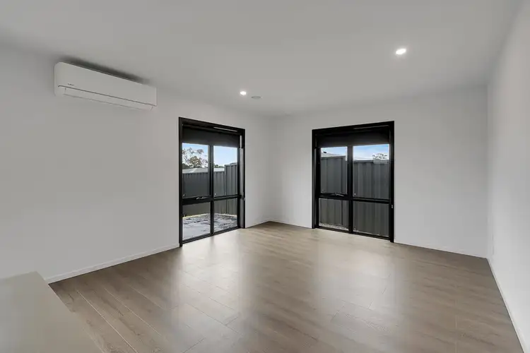 Fourth view of Homely house listing, 3 Jules Way, Pakenham VIC 3810