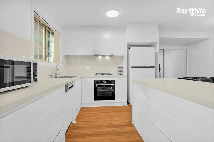 3/30 HILLCREST Road, Quakers Hill NSW 2763