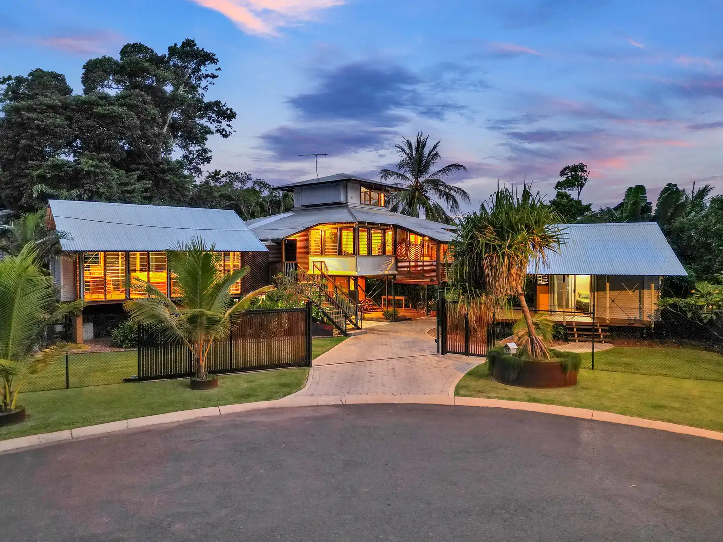 Main view of Homely house listing, 33 Martin Crescent, Coconut Grove NT 810