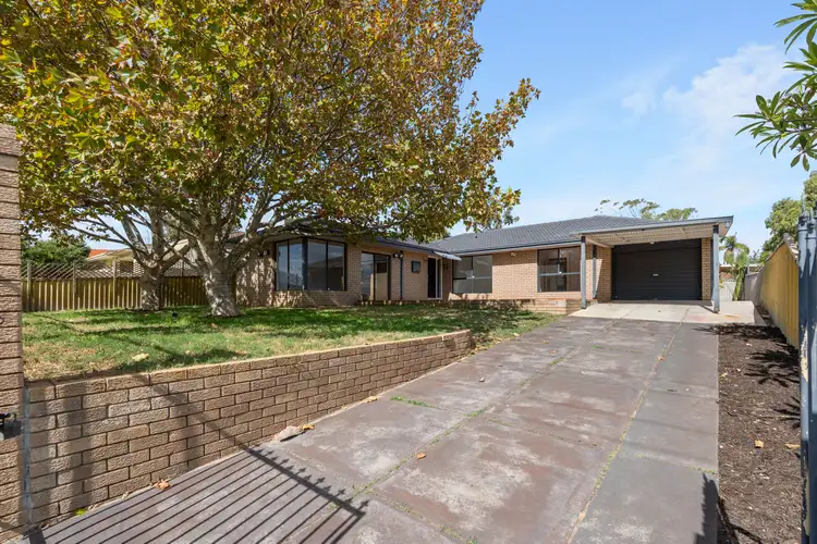 Sixth view of Homely house listing, 8 Kallaroo Place, Kallaroo WA 6025