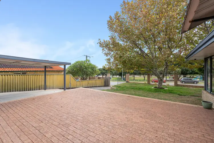 Seventh view of Homely house listing, 8 Kallaroo Place, Kallaroo WA 6025