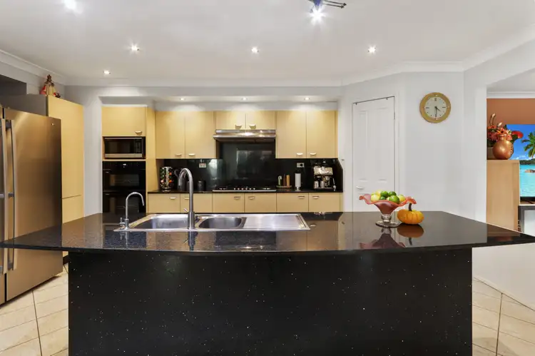 Sixth view of Homely house listing, 5 Edrom Close, Prestons NSW 2170