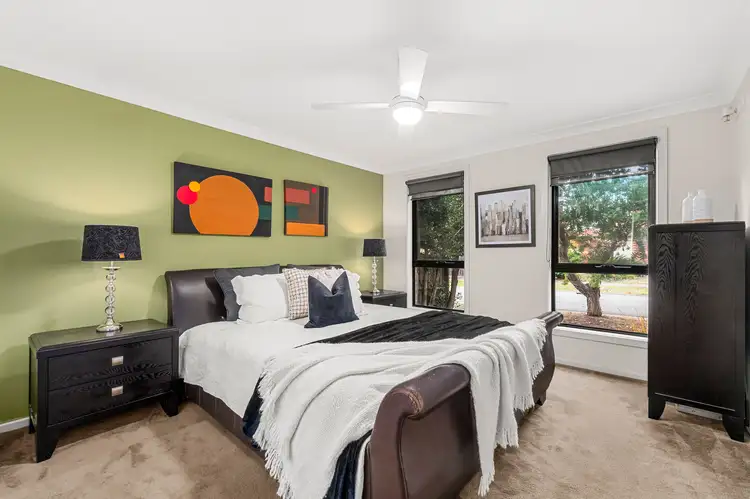 Sixth view of Homely house listing, 4 St Elmo Place, South Morang VIC 3752