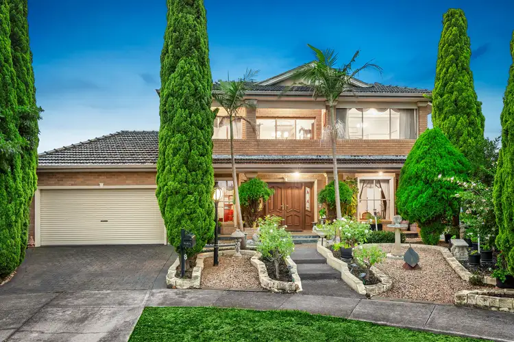 8 Doubell Court, Mill Park VIC 3082