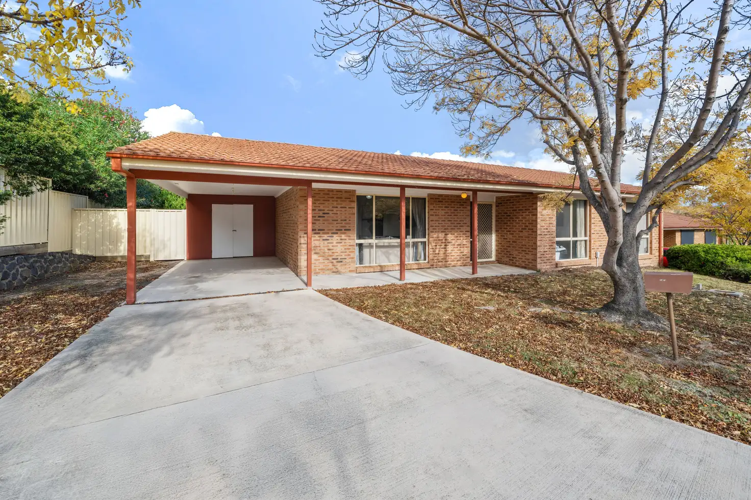 Main view of Homely townhouse listing, 11/12 Jondol Place, Isabella Plains ACT 2905