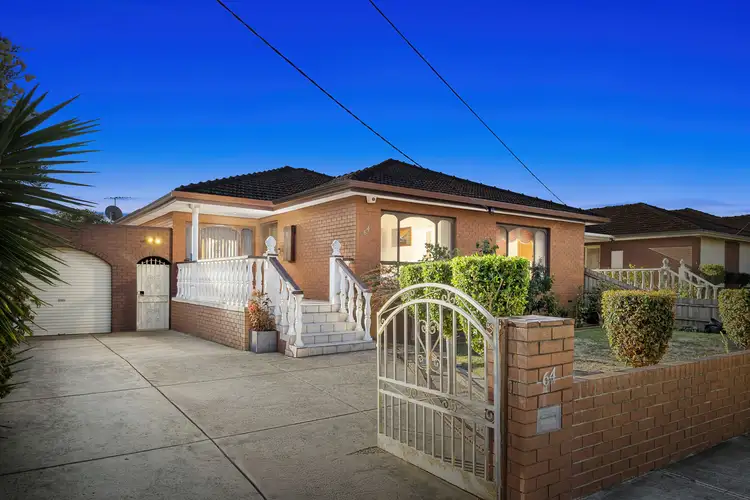 64 Queenscliff Road, Thomastown VIC 3074