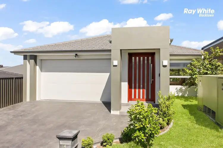 4 Tinline Street
