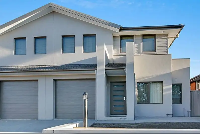 Main view of Homely house listing, 2/604-606 The Horsley Drive, Smithfield NSW 2164