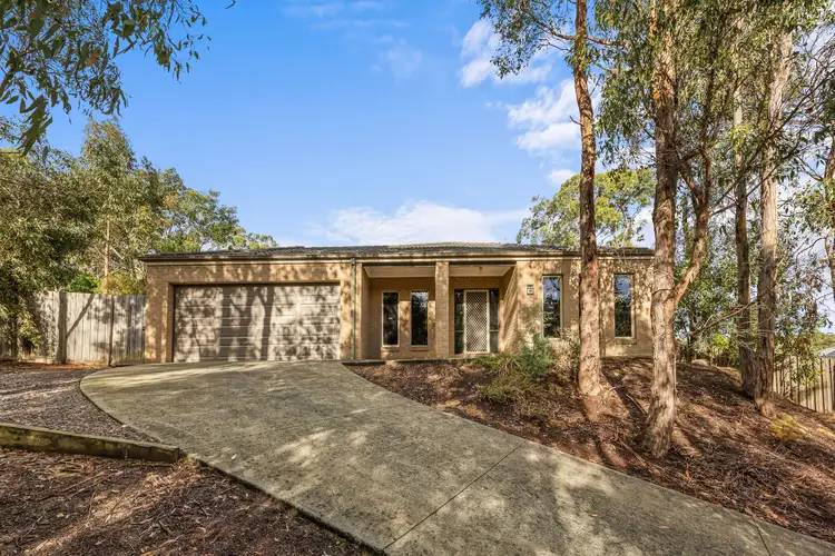 18 Zoe Drive, Mount Helen VIC 3350