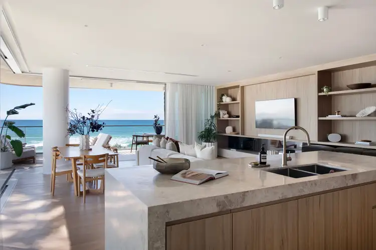 201/474 The Esplanade, Palm Beach QLD 4221