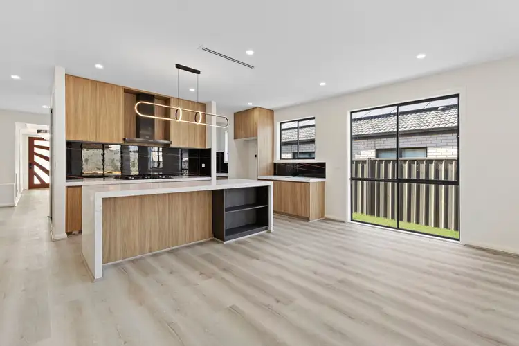 Fifth view of Homely house listing, 13 Agatha Way, Werribee VIC 3030