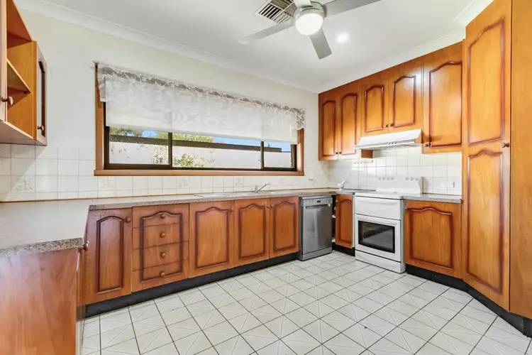 Fifth view of Homely house listing, 3 Noyce Court, Mildura VIC 3500