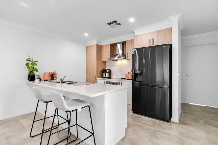 Fifth view of Homely house listing, 37 Luckymack Way, Mildura VIC 3500