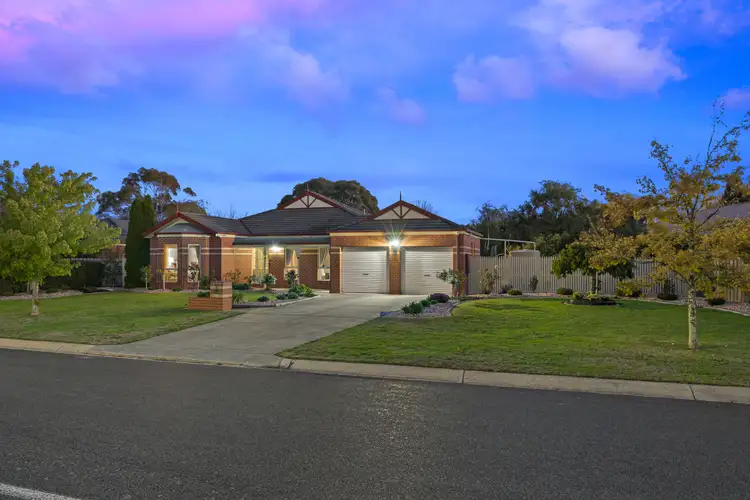 Second view of Homely house listing, 25 Robertson Drive, Alfredton VIC 3350