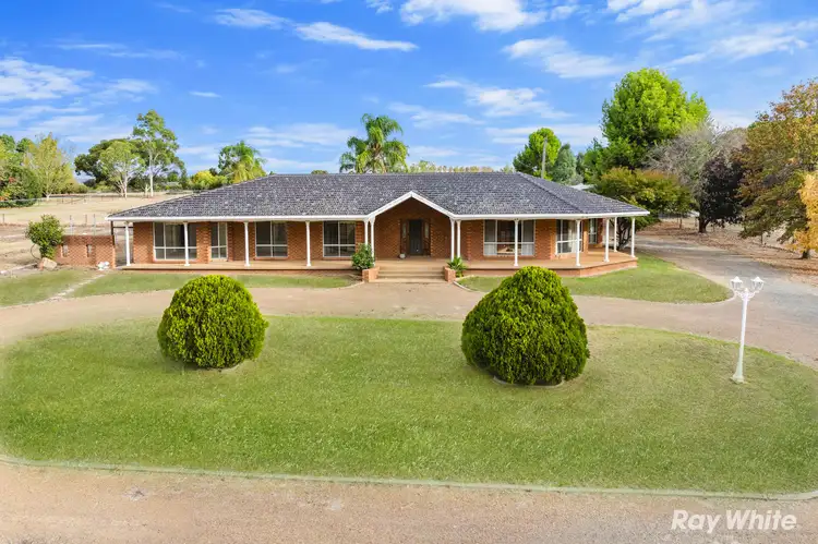 62 Gregadoo Road, Lake Albert NSW 2650