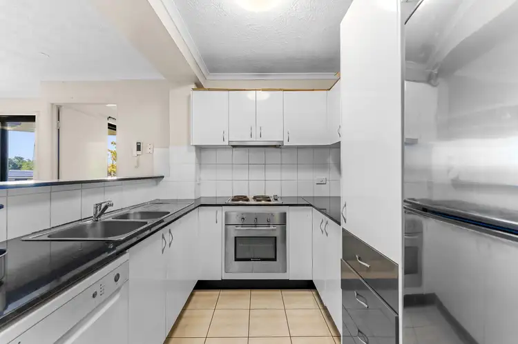Fourth view of Homely unit listing, 10/6 Omeo Street, Macgregor QLD 4109