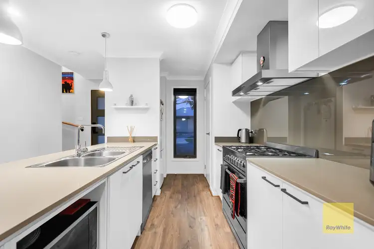 Fifth view of Homely house listing, 3 VETIVER Avenue, Truganina VIC 3029