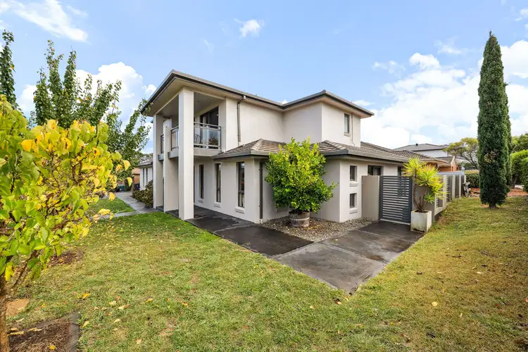 2 Hazelton Street, Macgregor ACT 2615