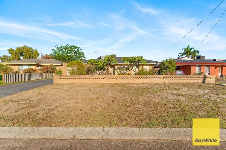 34 Oriole Way, Thornlie WA 6108