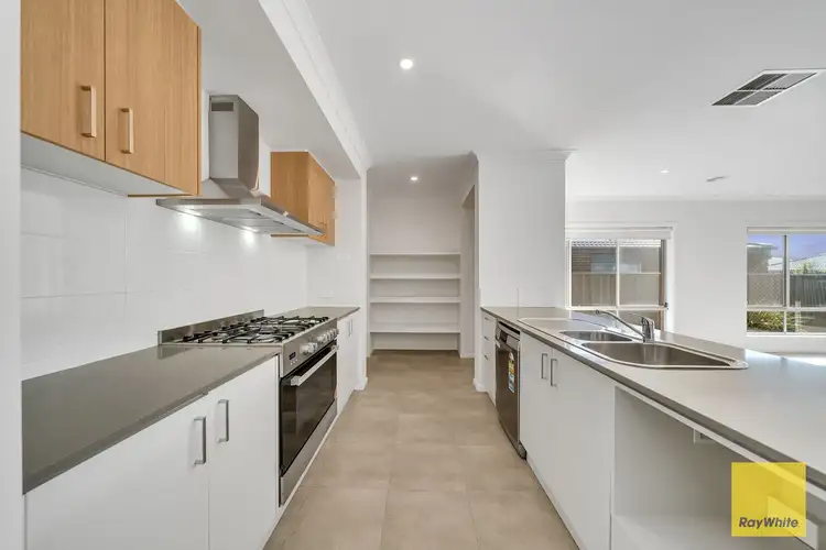 Sixth view of Homely house listing, 33 Henderson Drive, Tarneit VIC 3029